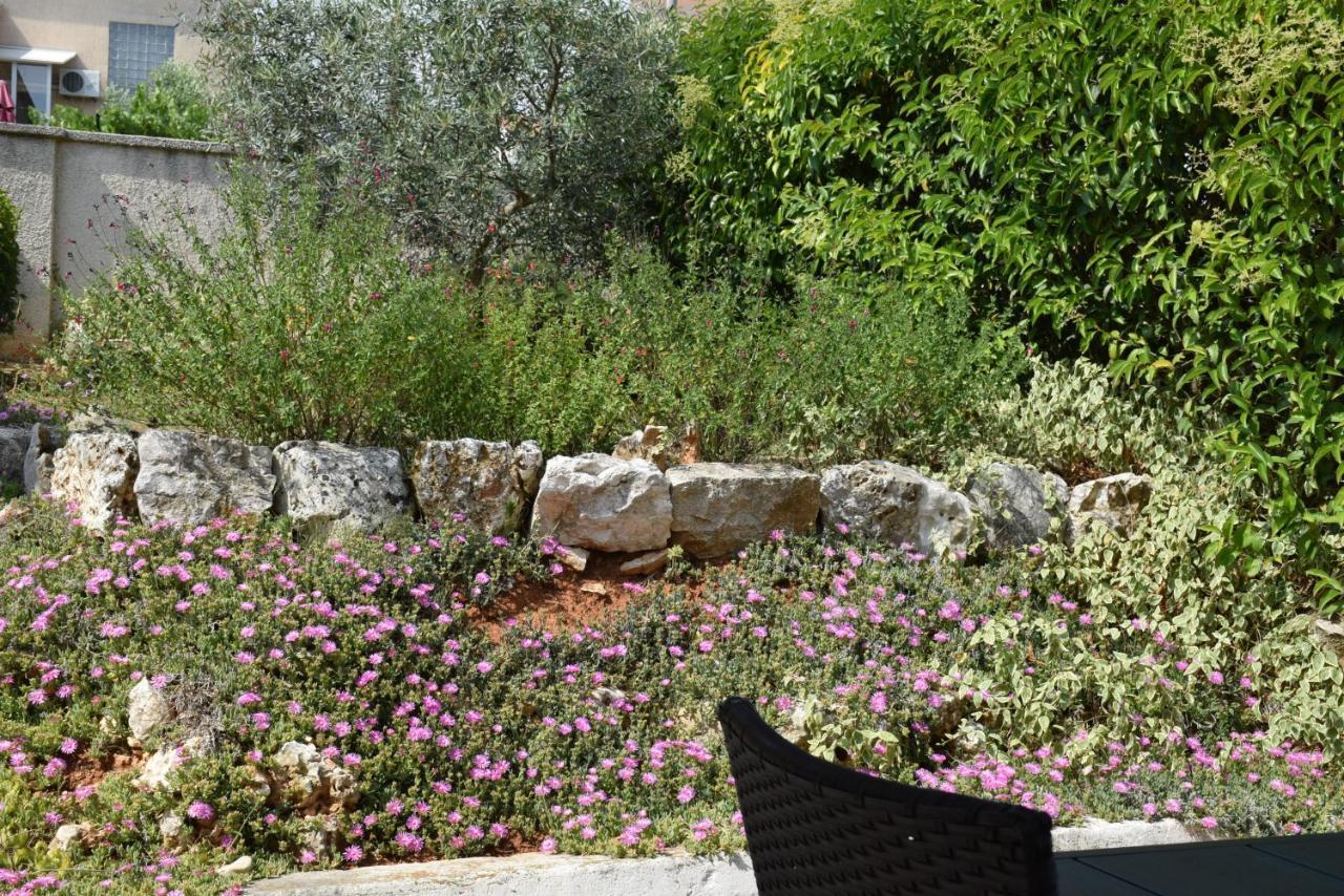 Villa Vinki Vinkuran Exterior photo